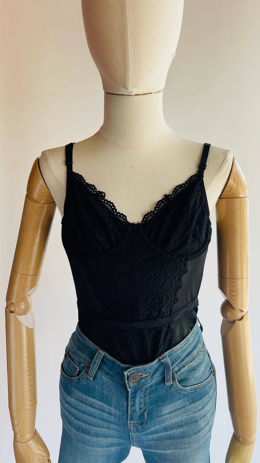 panti blusa de tirantes con encaje y transparencia de lado