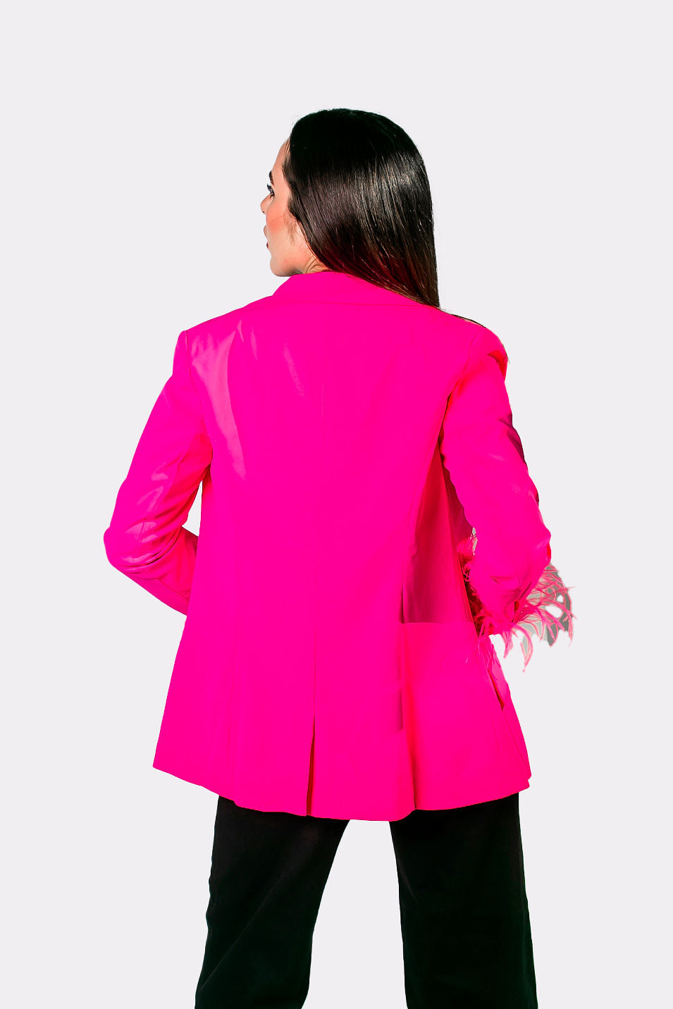 Blazer con peluche en las mangas