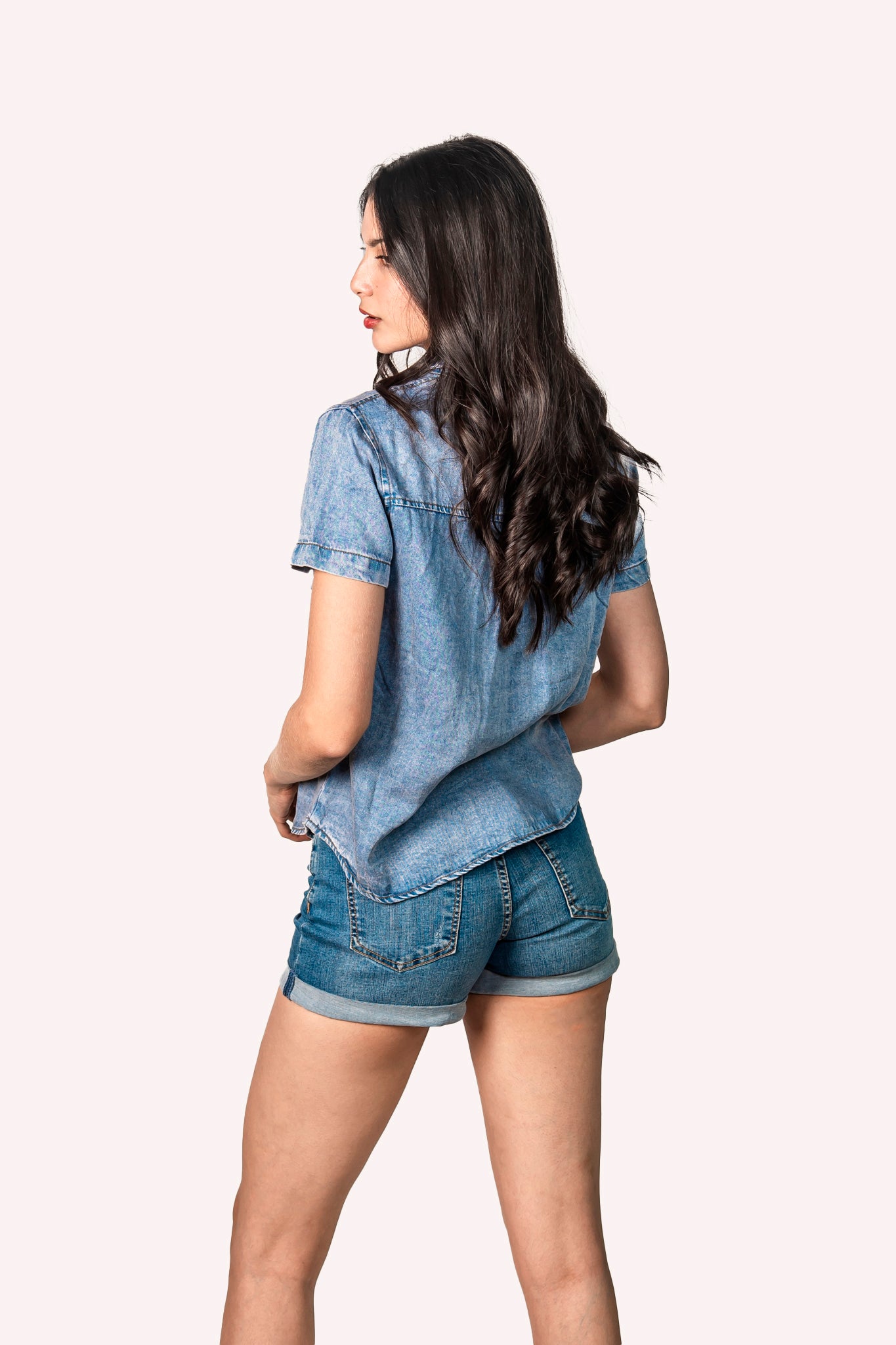Camisa de mezclilla con 2 bolsas al frente Xl Ptw1638-t