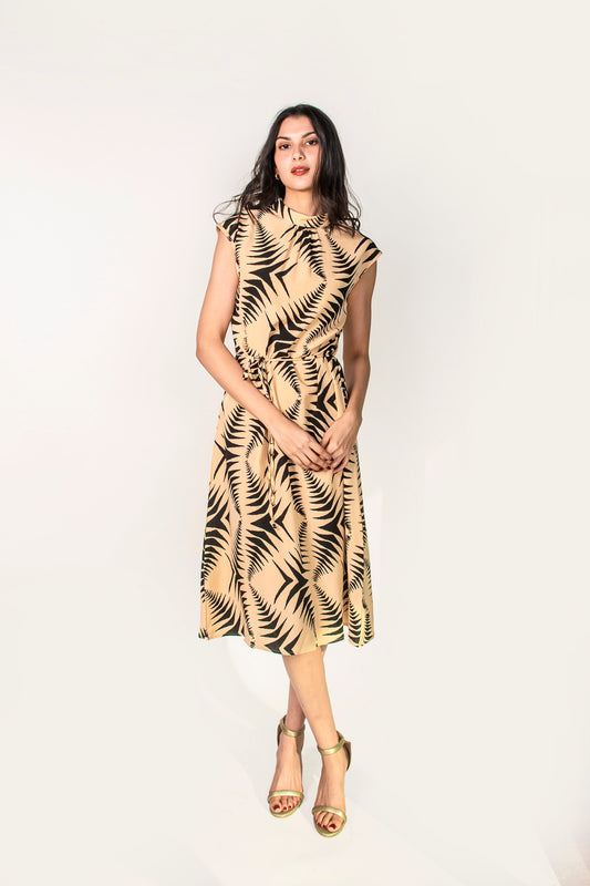 Vestido con cuello tipo kimono y estampado asimétrico con jareta Sd5576