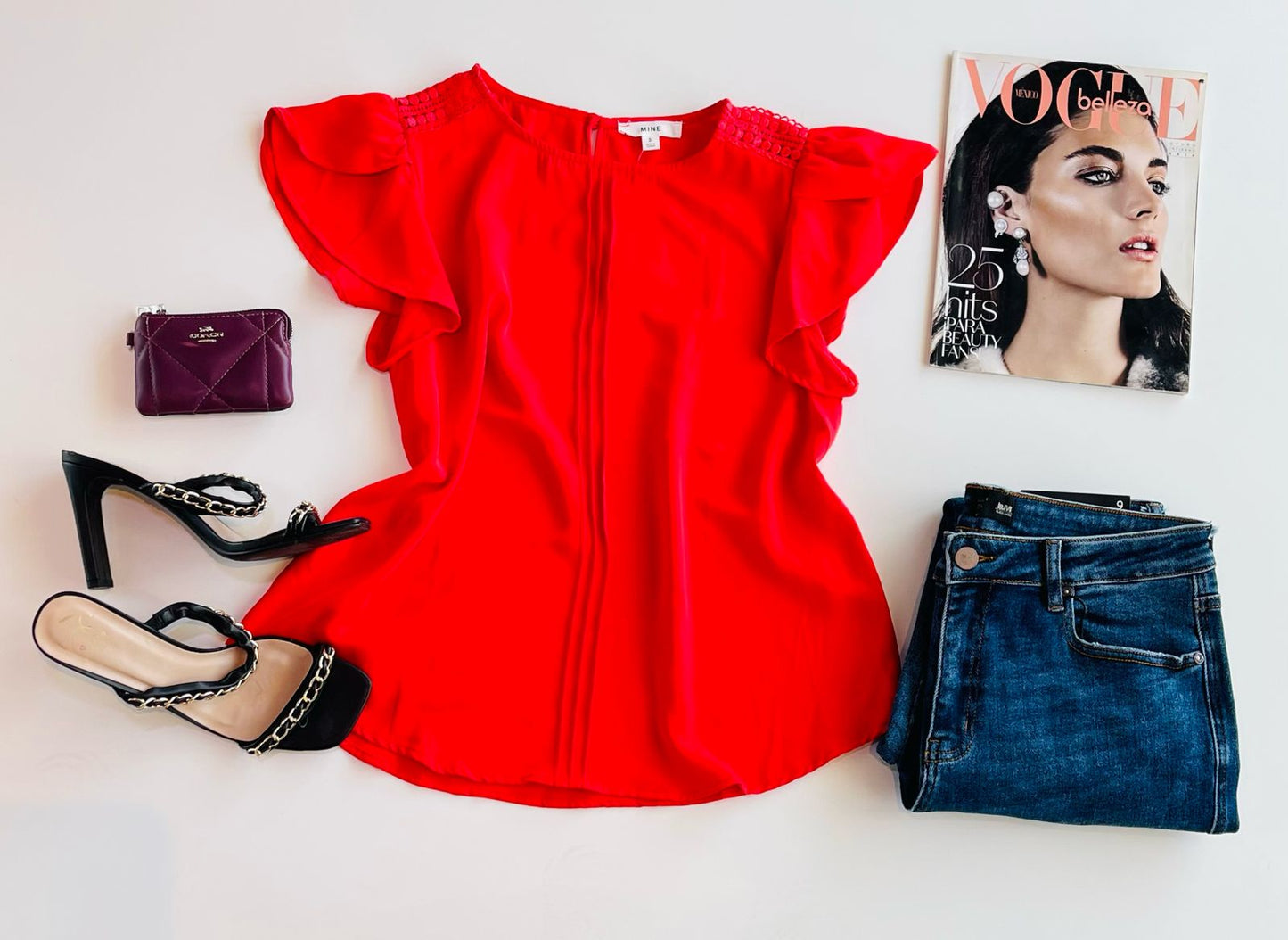 Blusa de manga corta con detalle en manga y franja de crochet al frente Tb8525