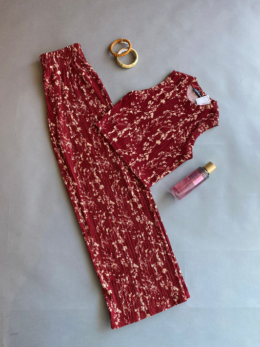 1679513 LOVE POEM Conjunto de Blusa y Pantalón Floreado