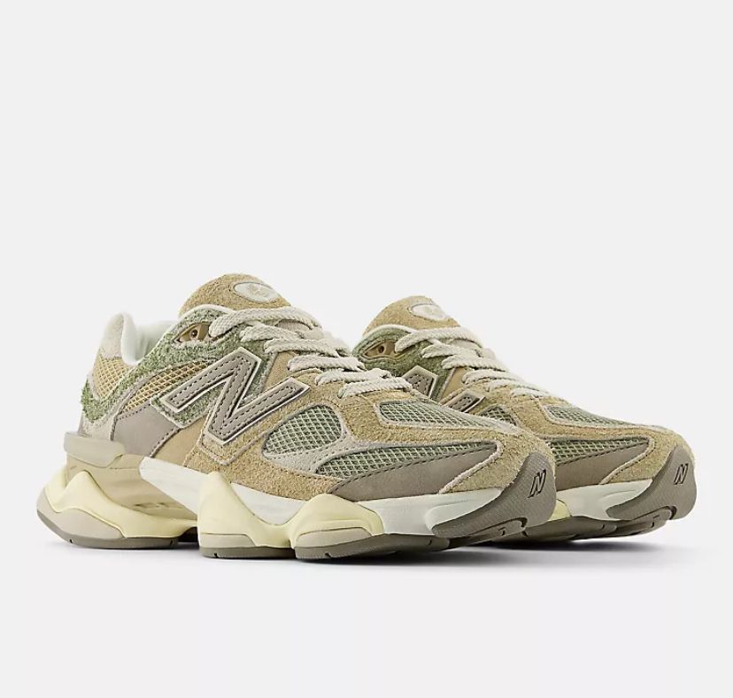 NEW BALANCE 9060