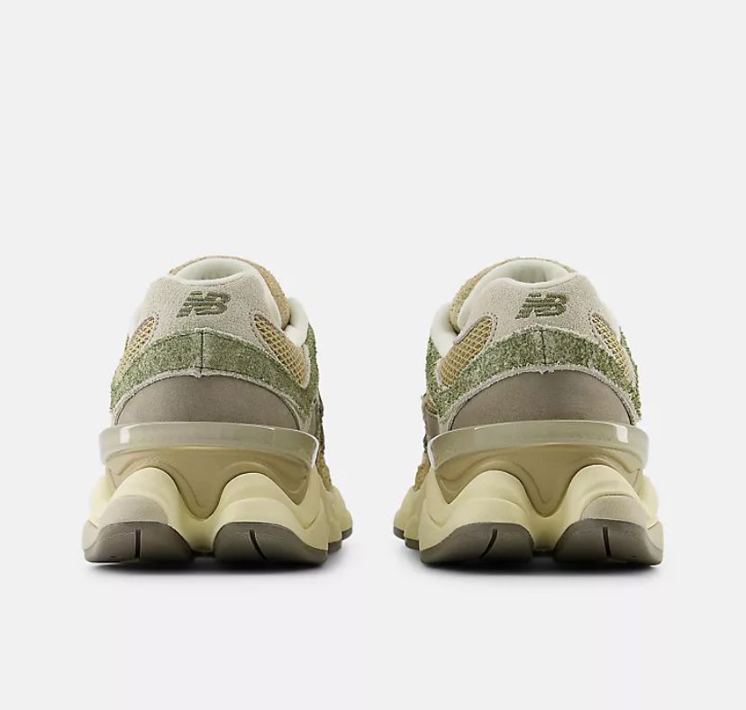 NEW BALANCE 9060