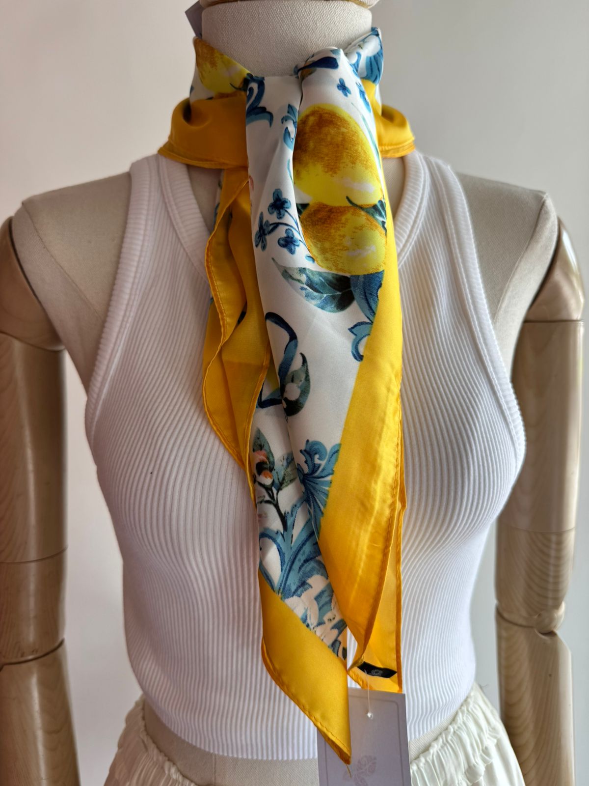 Bufanda con estampado de limones WLQS118