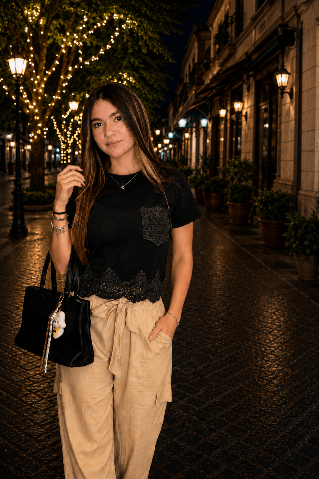 Over Appareal Playera con bolsita bordada T8625
