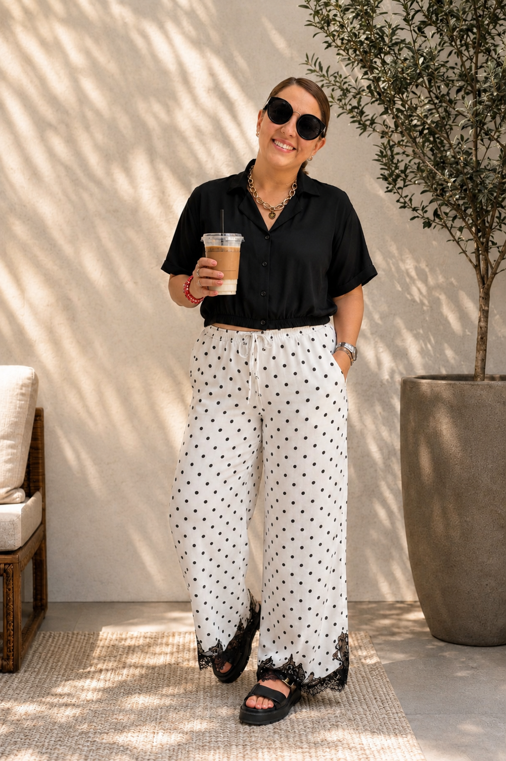 Beige Botany Pantalón satin polka dots con encaje A4463P