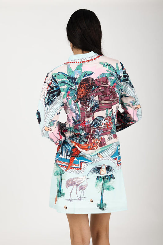 Sets azul bebe con palmeras estampadas