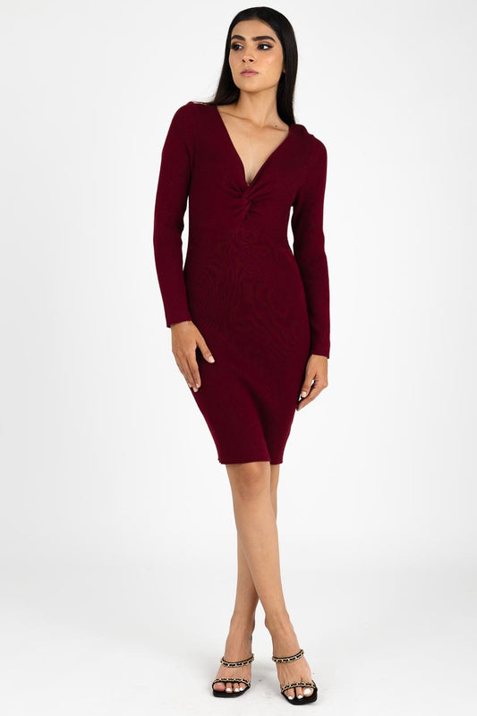 Vestido con twist al frente y manga larga ISW1574