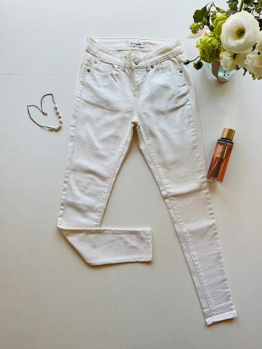 DX2194 Pantalón skinny blanco de tiro medio