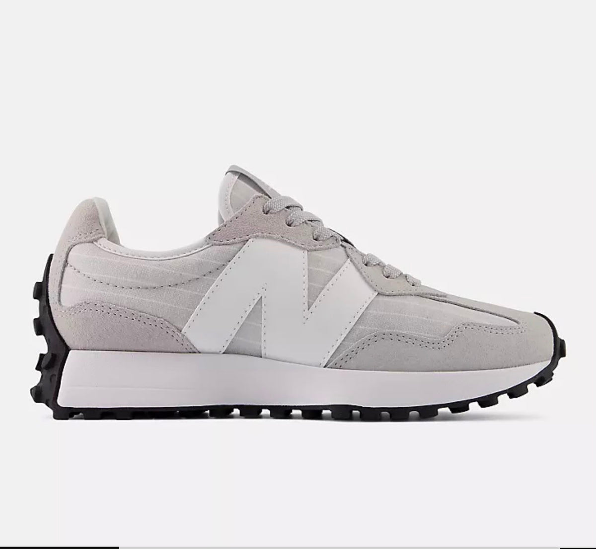 New Balance 327
