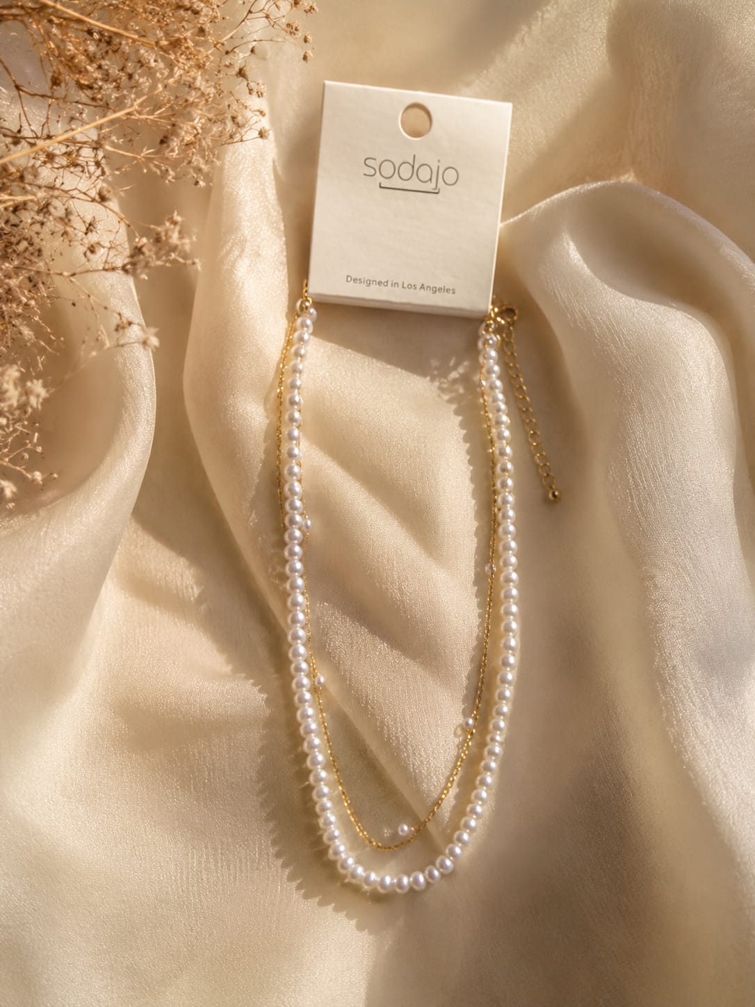 Sodajo collar aperlado con cadena dorada  KCN-69059