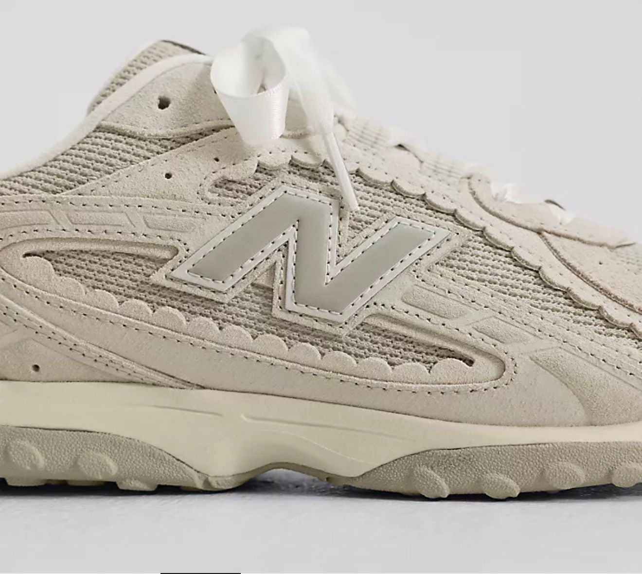 New balance 204L