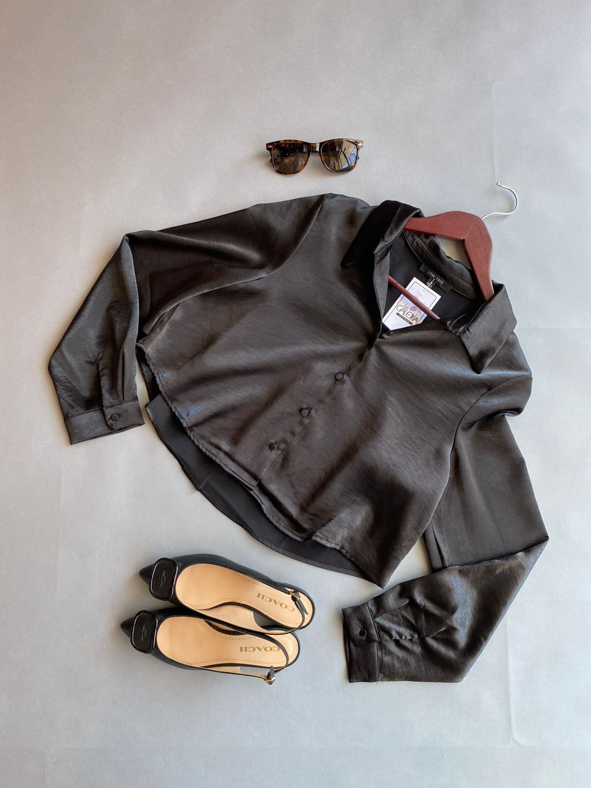 10383TN LOVE TREE  Blusa Corta Manga Larga Satín