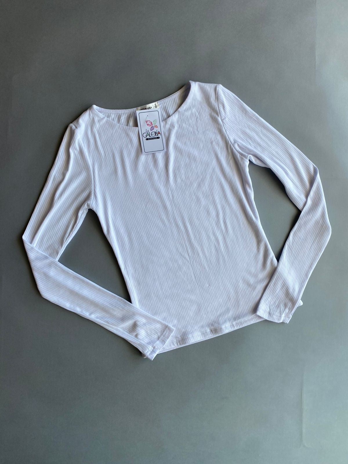 T14020 ACTIVE USA Blusa Basica Manga Larga