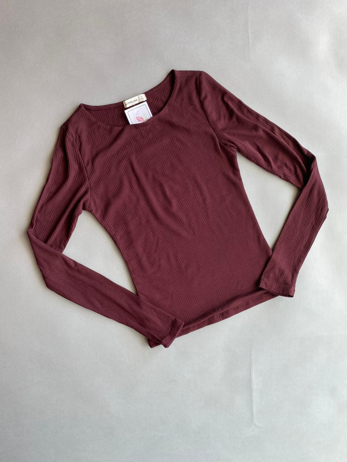 T14020 ACTIVE USA Blusa Basica Manga Larga