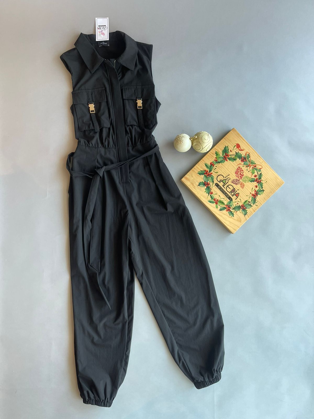 43724R MILK & HONEY Jumpers sin Manga con Bolsas al frente y Cierre