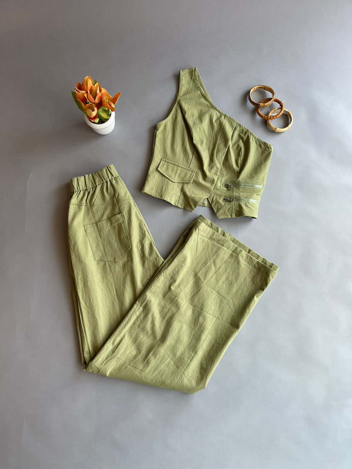 CS396451 CHICWAYS Conjunto de Top y Pantalón Olivo