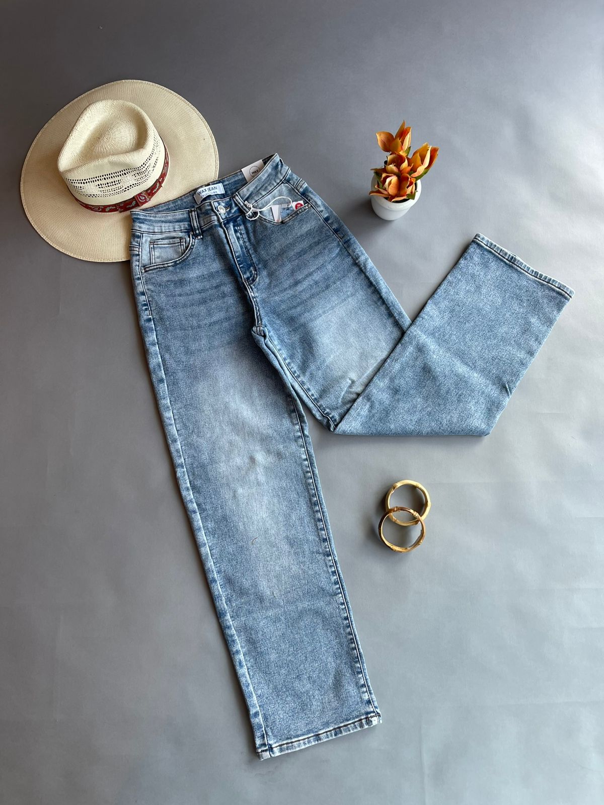 90405 WAX Pantalón Deslavado Acampanado