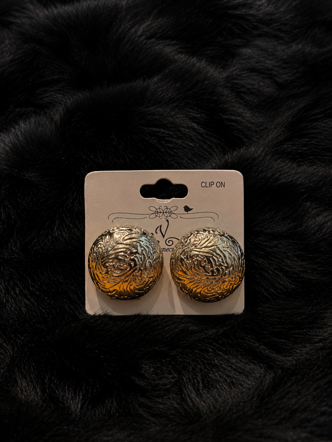 Aretes dorados con diseño VER3640