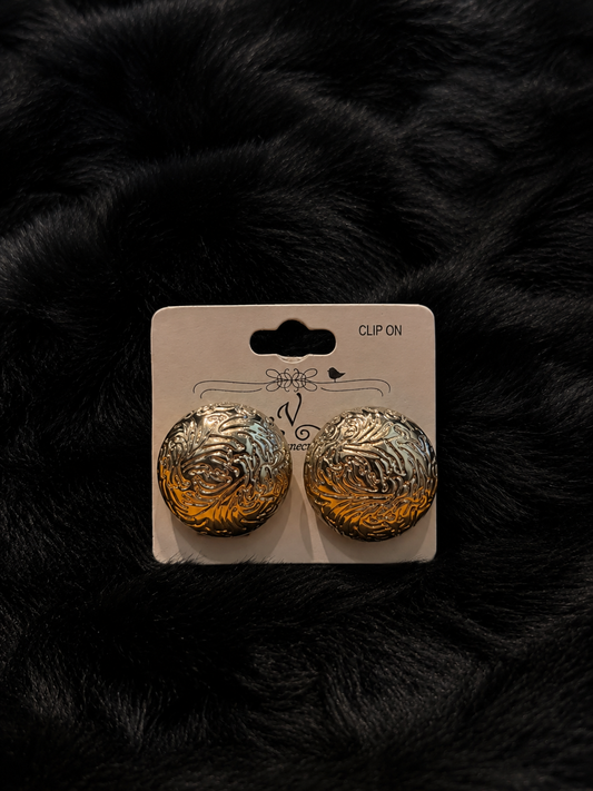 Aretes dorados con diseño VER3640